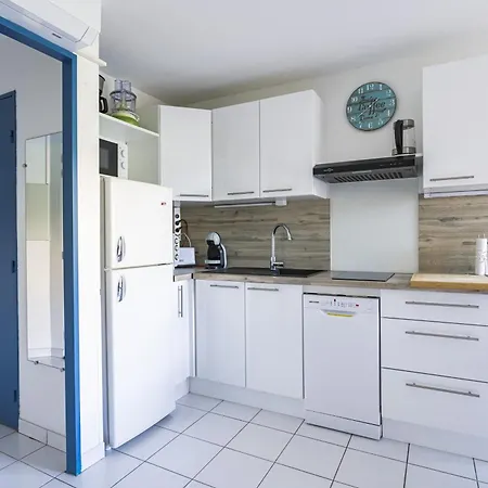 Front De Appartement Saint-Cyprien (Pyrenees-Orientales)